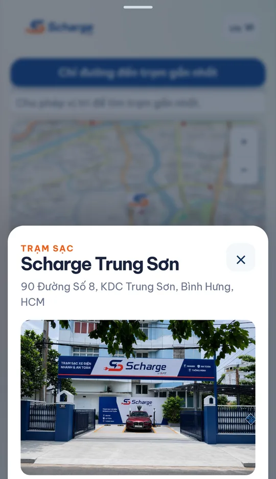 Màn hình ứng dụng Scharge: bản đồ trạm sạc và thẻ thông tin trạm Scharge Trung Sơn.